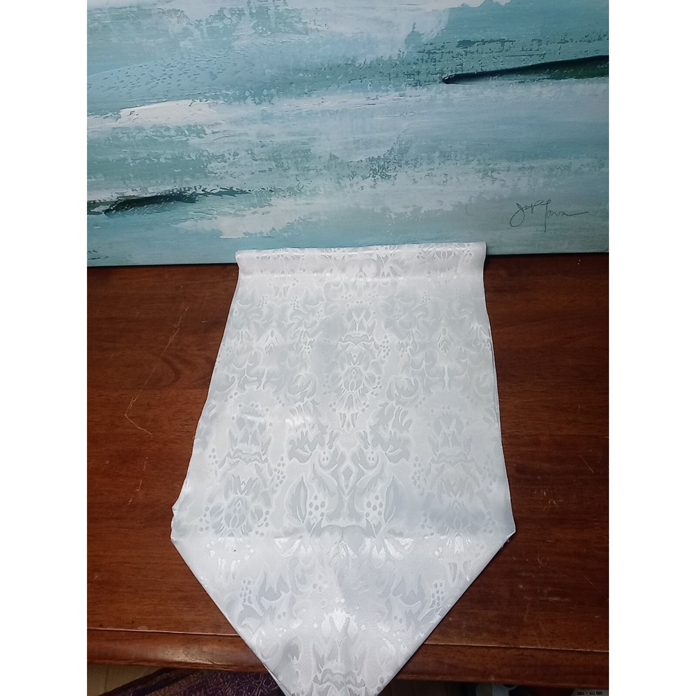 Vintage Elegant Table Runner 60"x 12"‎ White Table Runner